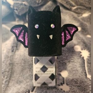 Bath and Body Works bat wallflower